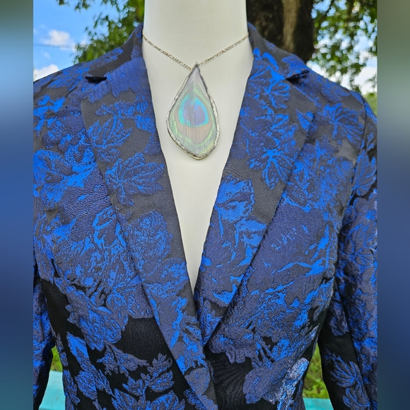 Simply Styled Amparo Blue Jacquard Blazer - Picture 4 of 13